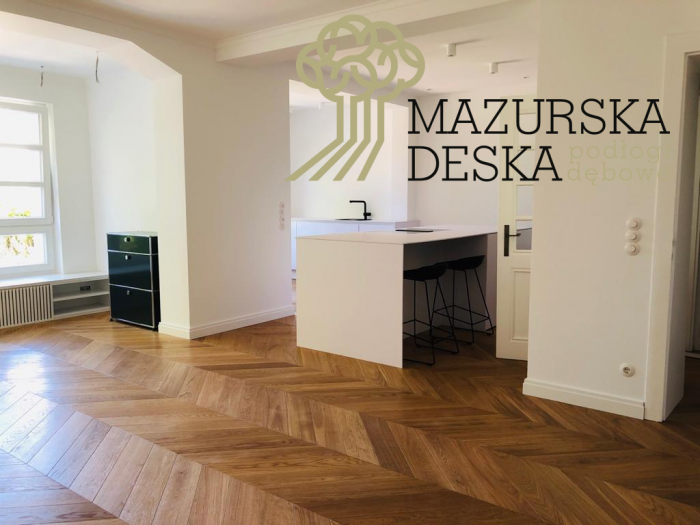 mazurska deska logo na tle(1)